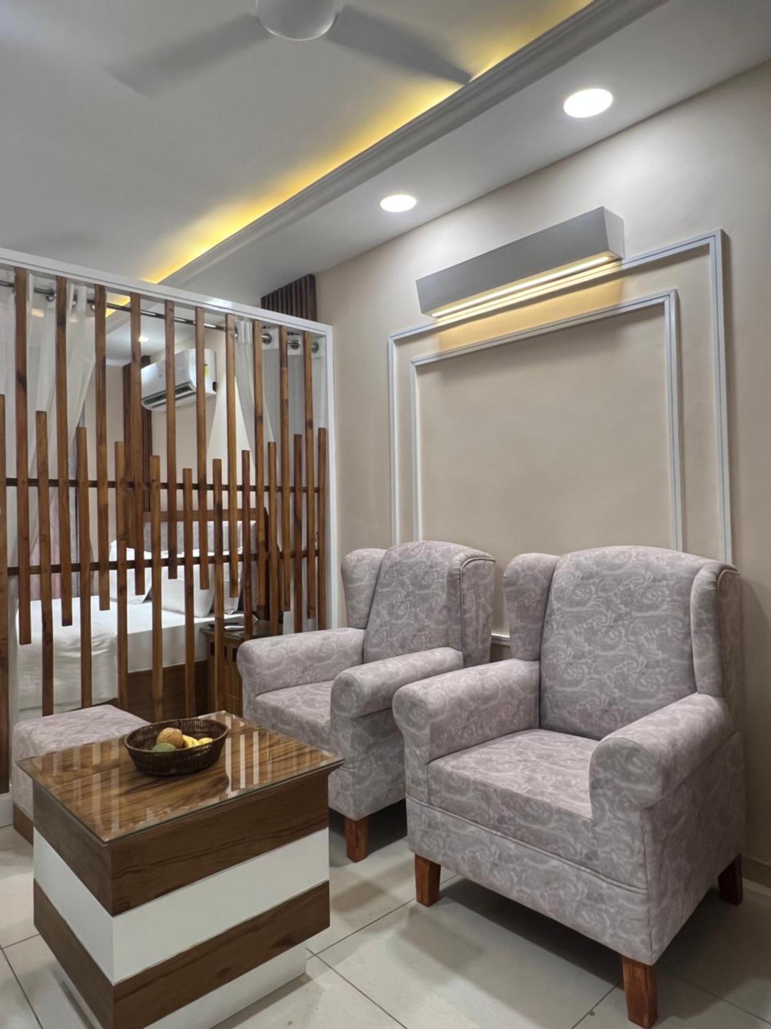 Myst Luxury Stays Zirakpur ภายนอก รูปภาพ
